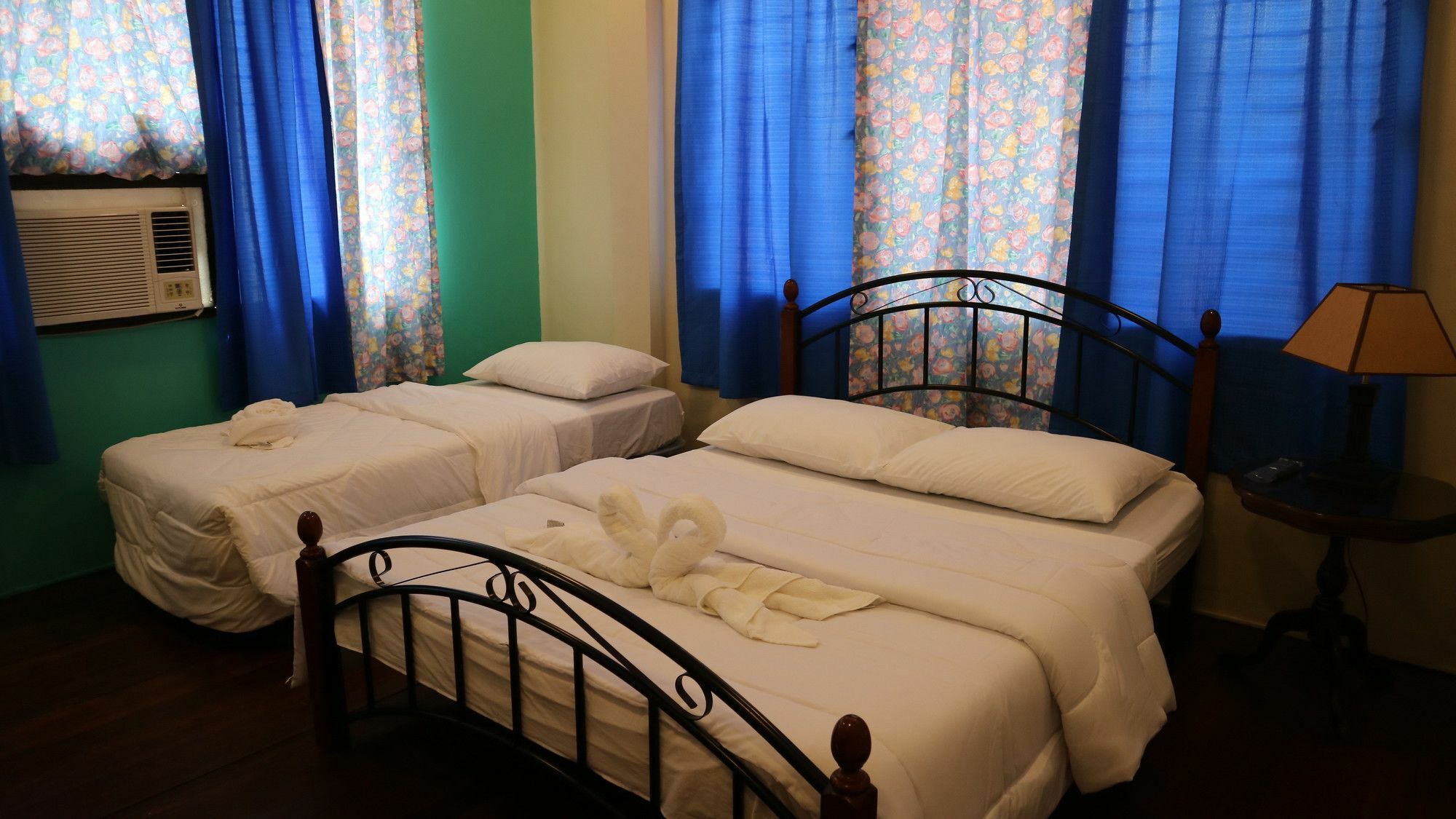 独鲁万 Residencia Marfel酒店 外观 照片